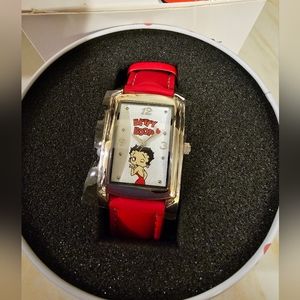 Betty Boop Red Leather Band Avon Watch, Tin Box ClassicNWOT *NEEDS BATTERY*